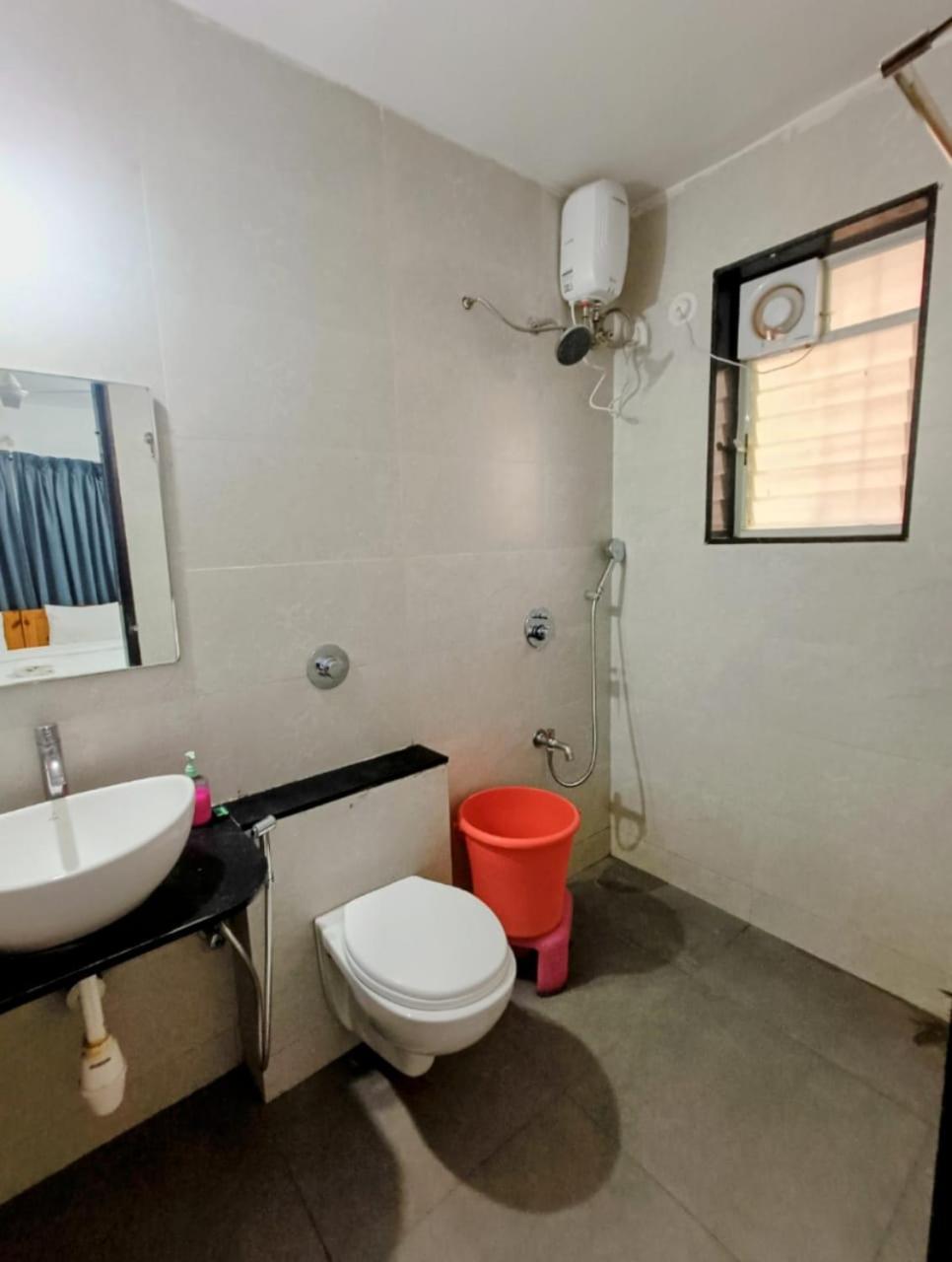 Ornate Service Apartments Poona Buitenkant foto